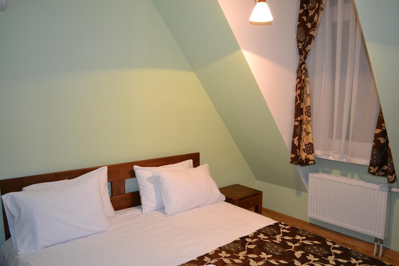 Zolota Forel Hotel Korostov Zimmer foto
