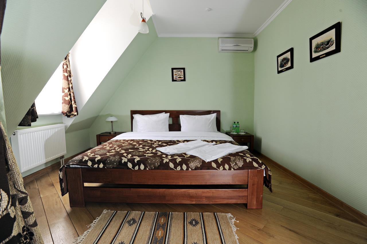 Zolota Forel Hotel Korostov Zimmer foto